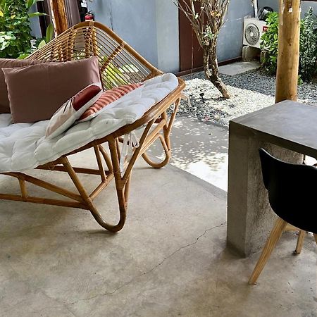 Yay Lodge Siargao, Private Room 1 With Ac & Hot Shower And Fast Starlink Wifi Генерал-Луна Экстерьер фото